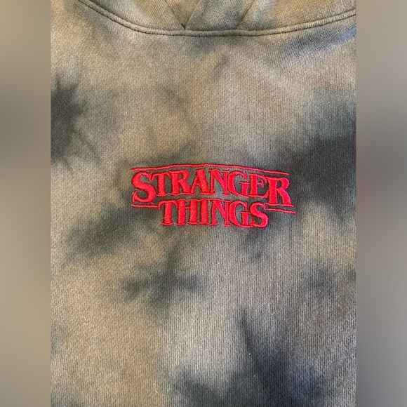 H&M Stranger Things Hoodie Sweatshirt Small Embroidered Logo Acid Washed Unisex - Picture 8 of 8